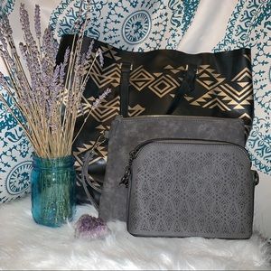 🔆 Gray&Black Bag Bundle. Tote, Clutch & Crossbody
